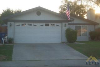 6601 Finch Way, Bakersfield, CA 93307-7037