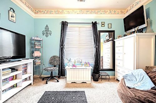 1741 Greger St, Valley Home CA 95361-8685 exterior