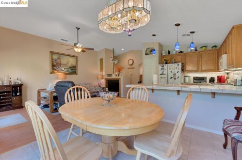 402 Laurel Pl, Rio Vista CA  94571-2181 exterior