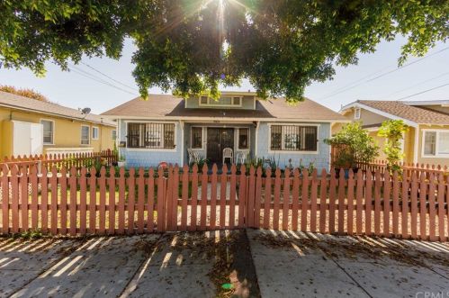 925 Freeman Ave, Long Beach, CA 90804-4916