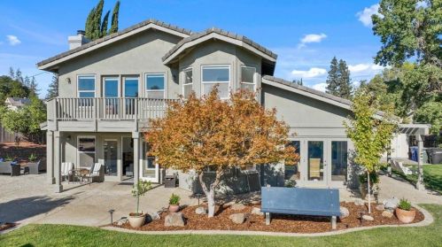6901 Park Ridge Ct, Riverbank, CA 95367-9656