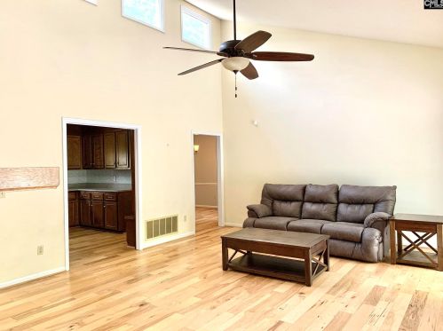 106 Sweetgum Dr, Cayce-West Columbia SC  29033-1930 exterior
