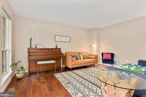 10 Banff Dr, Harrison Township NJ  08062-9533 exterior