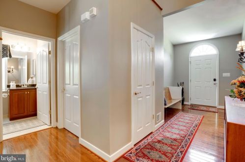 6535 Box Elder Loop, Gainesville, VA 20155-1357
