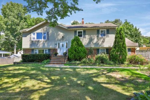 66 Hosford Ave, Leonardo, NJ 07737-1740