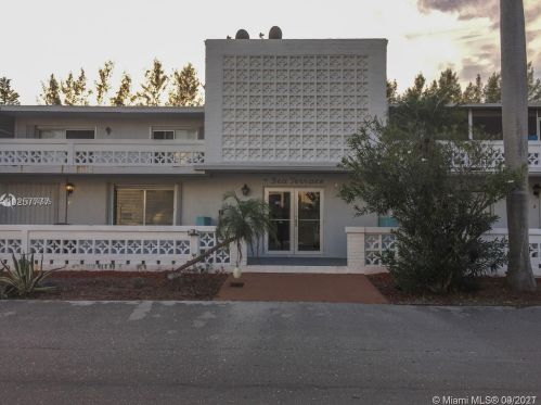 209 6th St, Boynton Beach, FL 33435-5006