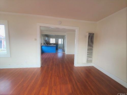 417 Double St, Long Beach, CA 90745-2120
