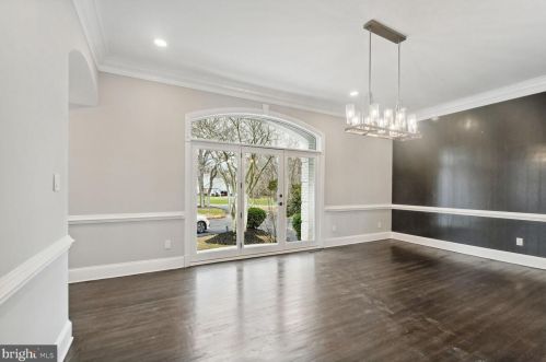 209 River Bend Rd, Great Falls VA  22066-4141 exterior