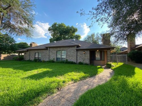 1303 Nest Pl, Plano TX  75093-2613 exterior