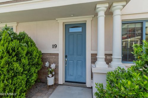 4438 27th St, Phoenix AZ  85016-5722 exterior