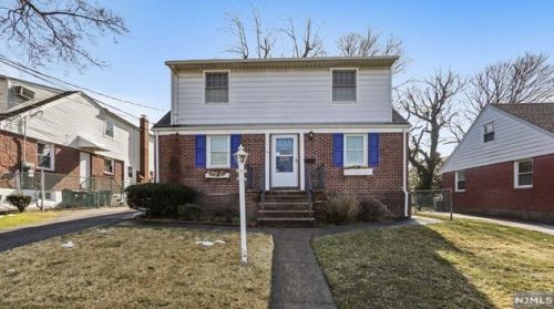 74 Falmouth Ave, Elmwood Park, NJ 07407-1644