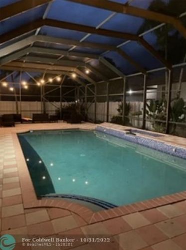 17455 13th St, Hollywood FL  33029-4817 exterior