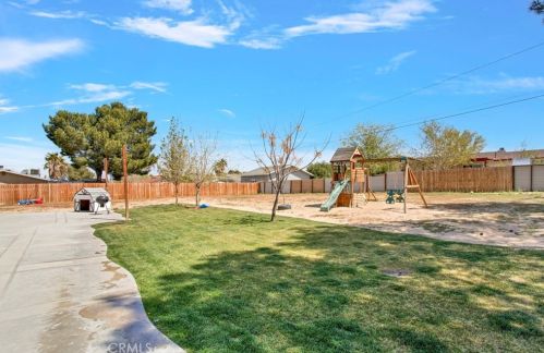 15733 Topango Rd, Victorville CA  92394-1372 exterior