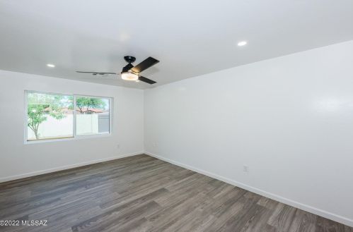 341 Tucson Blvd, Tucson AZ 85713-2065 exterior