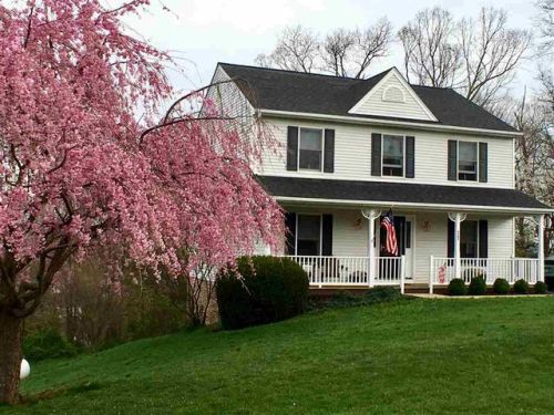 77 Wyndham Hill Dr, Fishersville, VA 22939-2020