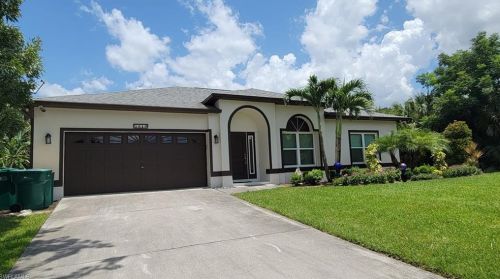 1010 17th St, Naples FL  34117-4420 exterior