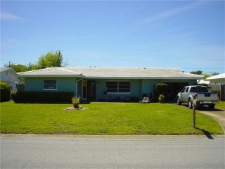 11030 91st Ave, Largo, FL 33772-3705