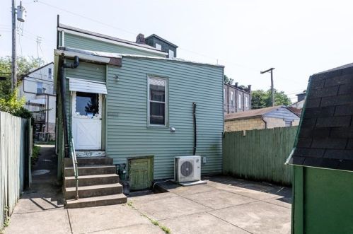 5712 Butler St, Pittsburgh, PA 15201-2116