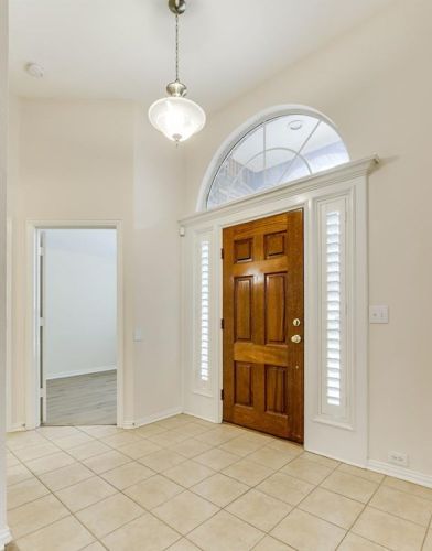 18624 Gibbons Dr, Dallas, TX 75287-4042