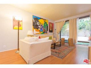 1557 Beverly Glen Blvd, Los Angeles CA 90077-3129 exterior