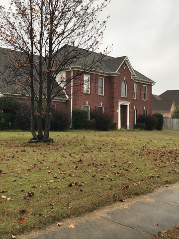 4300 Oak Spring Dr, Millington, TN 38053-3414