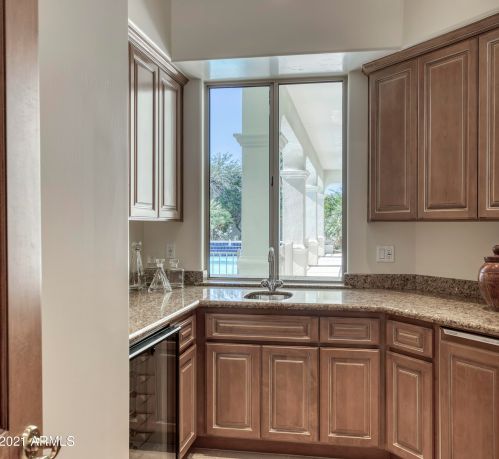 9590 55th St, Scottsdale AZ 85254-1786 exterior