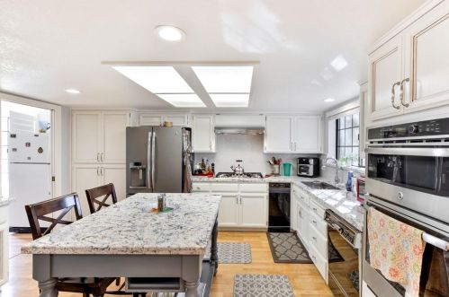 954 Cross St, Woodland CA  95695-4128 exterior