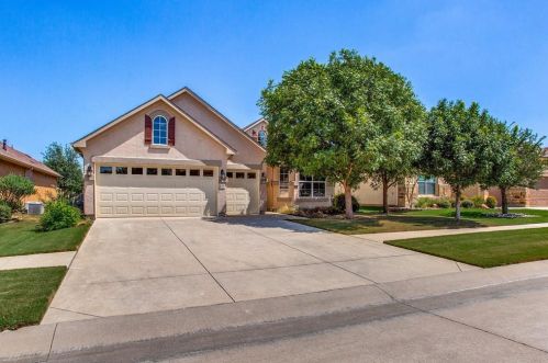 11800 Southerland Dr, Denton, TX 76207-8714