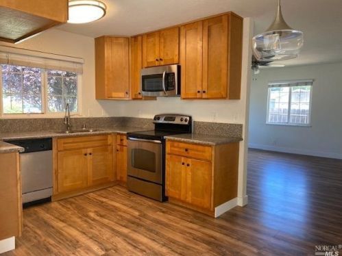 349 Plum St, Vacaville CA  exterior