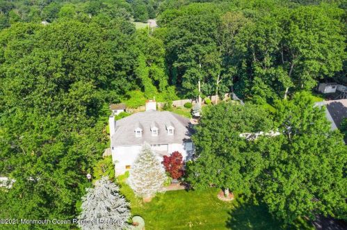 7 Sunny Woods Ln, Jackson Twp, NJ 08527-1148