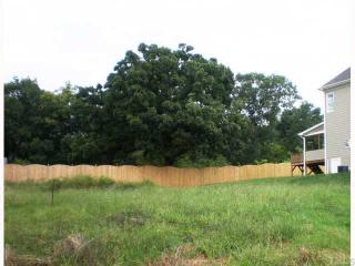 408 Mickey Ln, Cary, NC 27513-3060