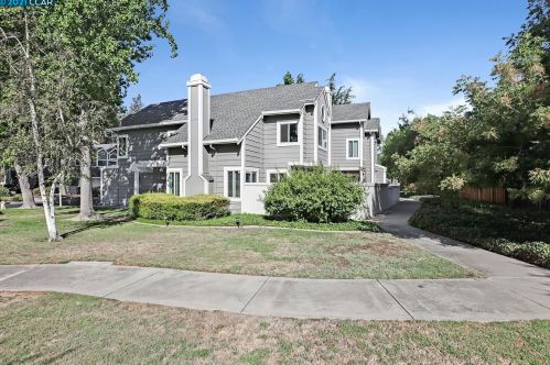 4330 Fairlands Dr, Pleasanton CA  94588-3428 exterior