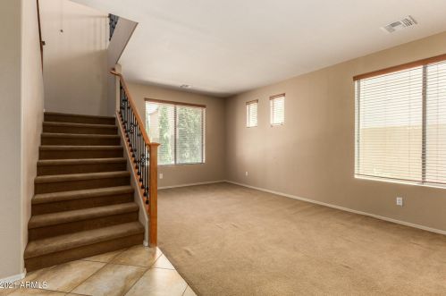 4052 Cherry Hills Dr, Chandler, AZ 85249-4569