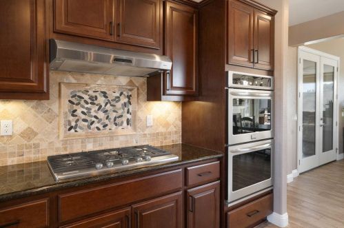 4025 Ashford Cir, Hollister CA  95023-8966 exterior