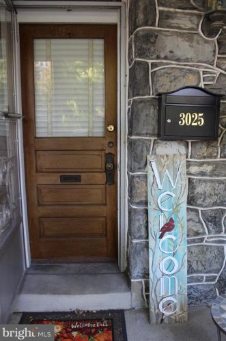 3025 Derry St, Harrisburg PA 17111-1648 exterior