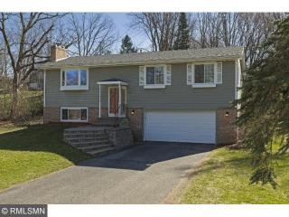 4129 Skyview Rd, Hopkins MN  55345-2044 exterior