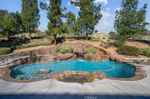 41664 Camino Del Vino, Temecula CA  92592-8439 exterior