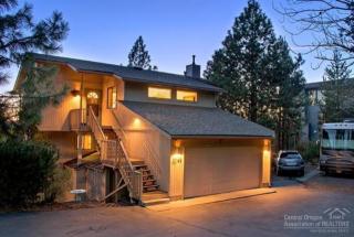 2049 Trenton Ave, Bend OR  97701-1432 exterior
