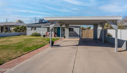 8142 11th Pl, Phoenix AZ  85020-3716 exterior