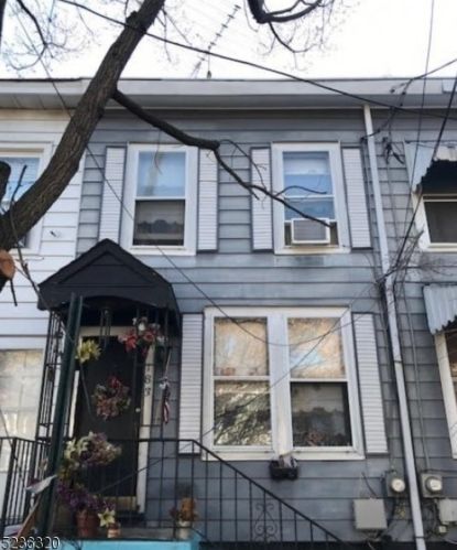 183 Washington St, Trenton, NJ 08611-3671