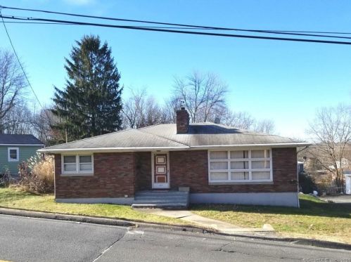 644 Sylvan Ave, Waterbury, CT 06706-2237
