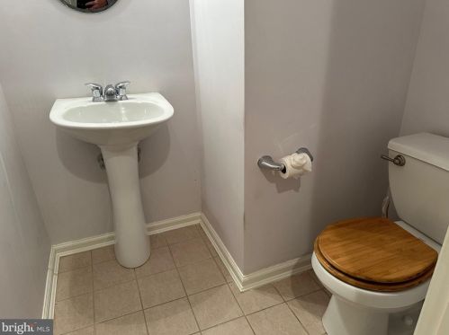 57 Savanna Dr, Pottstown PA  19465-6602 exterior