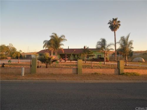 20635 Camino Del Sol, Riverside, CA 92508-2470