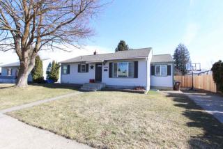 5732 F St, Spokane, WA 99205-7335