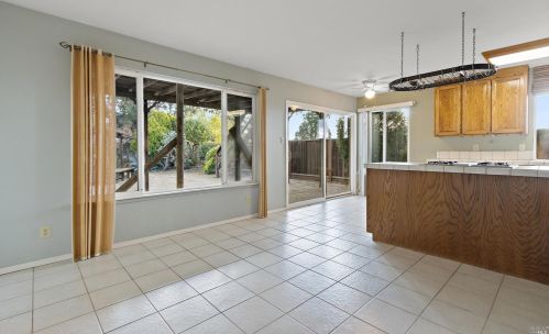 412 Turner Dr, Benicia CA  94510-1413 exterior