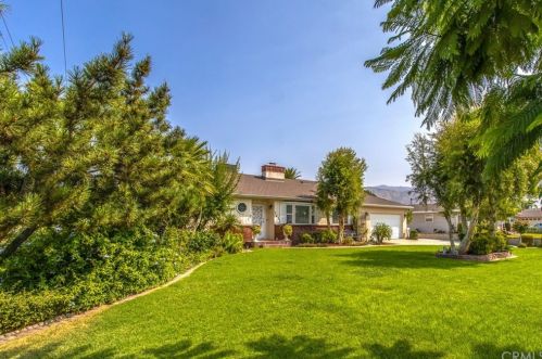 742 Parkdale Dr, San Bernardino, CA 92404-1810