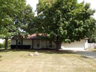 459 Substation Rd, Brunswick, OH 44212-1082