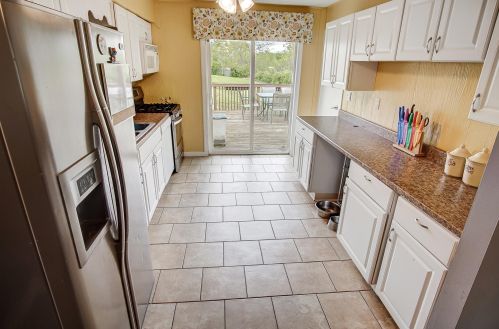 4020 Thomas Dr, Covington KY  41018-2942 exterior