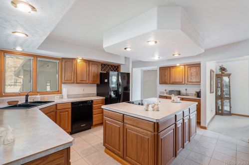 5775 Interstate 25, Pueblo CO 81004-9713 exterior