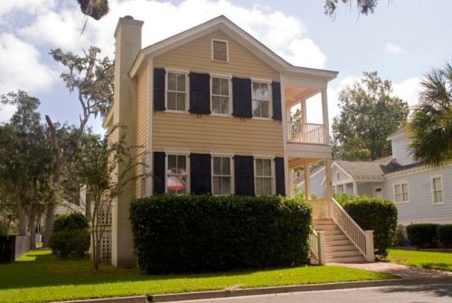 7 Battery Point Ln, Beaufort, SC 29902-5702